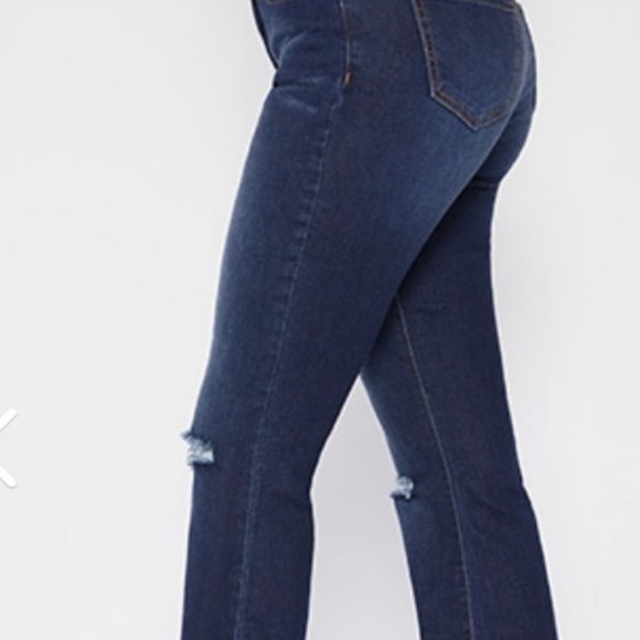 YMI Jeans - Picture 2 of 8